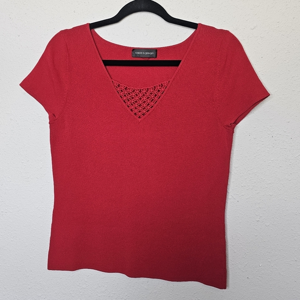 Cable & Gauge Top Womens Medium Solid Red Shirt Blouse V Neck